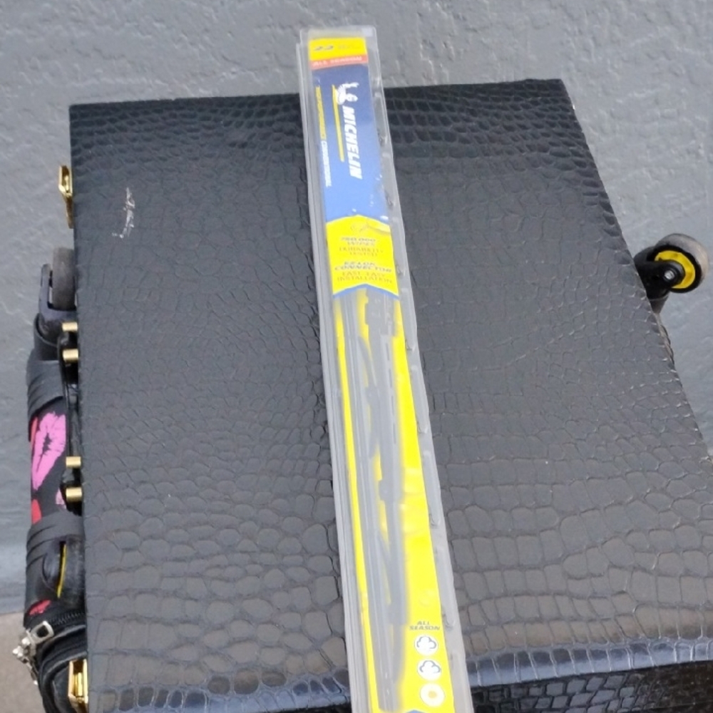Michelin Wiper Blade 22"
